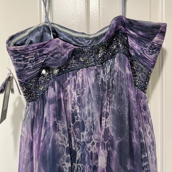 JS Boutique Formal Dress - Picture 5 of 5